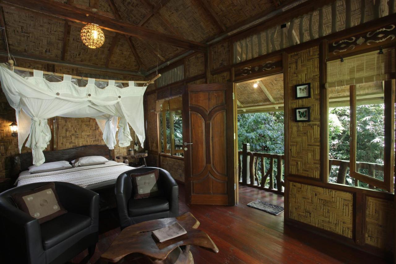 Kupu Kupu Garden Guest House & Cafe Букит Лаванг Екстериор снимка